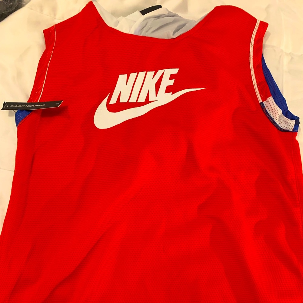 Nike Mesh Top NWT
